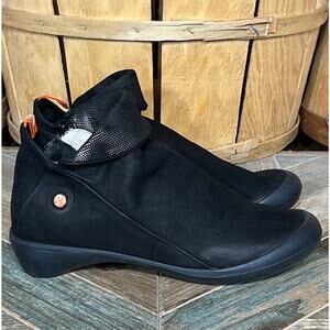 Softinos Farah Black Nubuck Zip Up Ankle Booties Boots Womens Size EU 36
